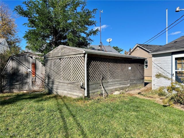 1725 W 12th Street, Lorain, OH 44052