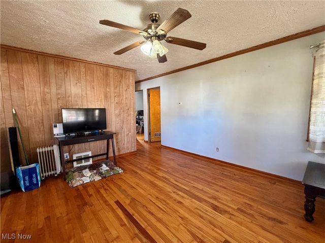 1725 W 12th Street, Lorain, OH 44052