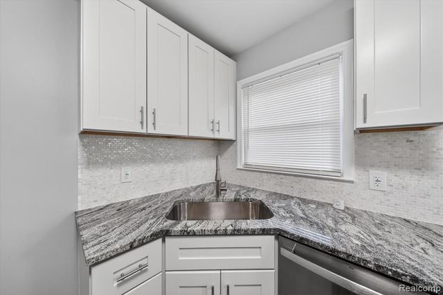 11428 Riverdale, Redford, MI 48239