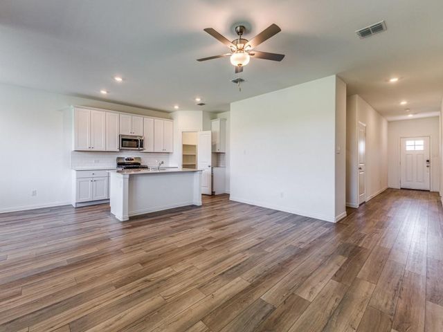1734 Courage Creek, Crandall, TX 75114