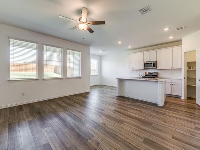 1734 Courage Creek, Crandall, TX 75114