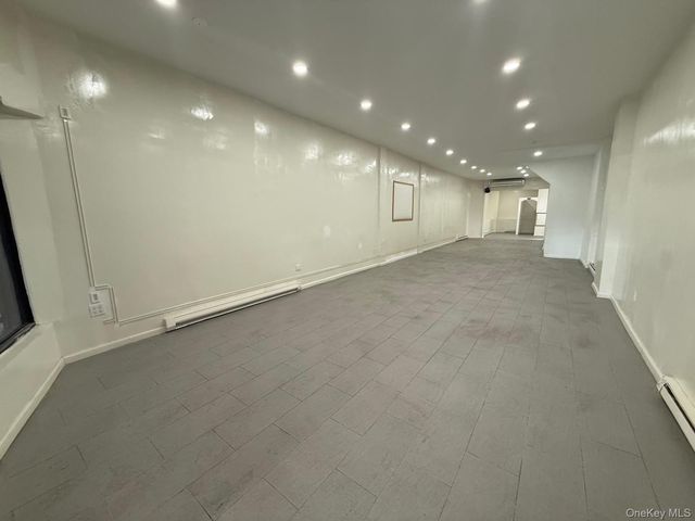10251 Jamaica Avenue, Richmond Hill, NY 11418