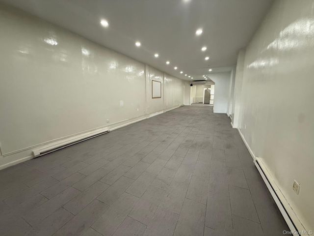 10251 Jamaica Avenue, Richmond Hill, NY 11418