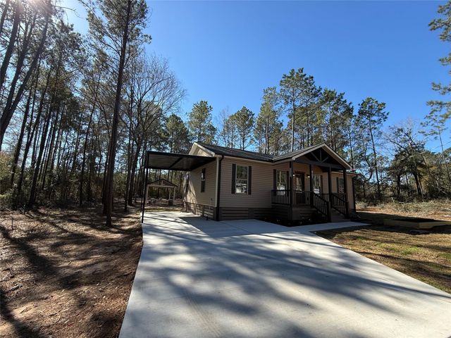 7926 Hawthorne Lane, Plantersville, TX 77363