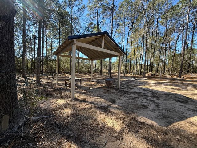 7926 Hawthorne Lane, Plantersville, TX 77363