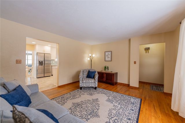 119 Covewood Dr, Center Twp, PA 16001