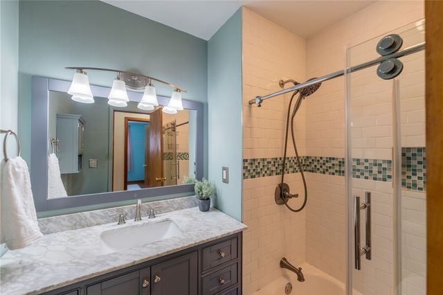 119 Covewood Dr, Center Twp, PA 16001