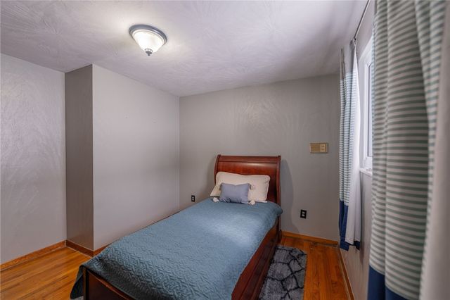 119 Covewood Dr, Center Twp, PA 16001