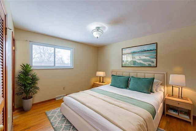 119 Covewood Dr, Center Twp, PA 16001