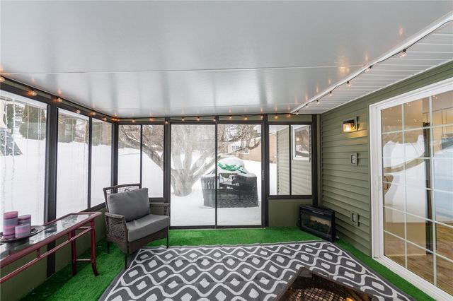 119 Covewood Dr, Center Twp, PA 16001