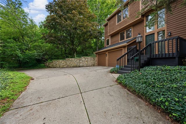 3400 Southdale Drive, Kettering, OH 45409