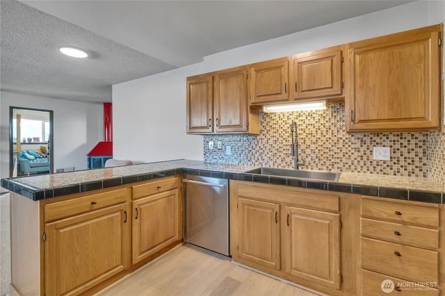 4502 N 30th Street, Tacoma, WA 98407