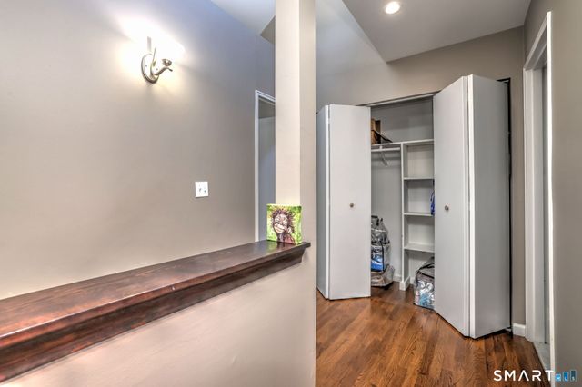 208 Plymouth Colony 208, Branford, CT 06405