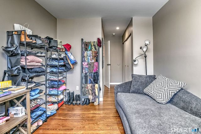 208 Plymouth Colony 208, Branford, CT 06405