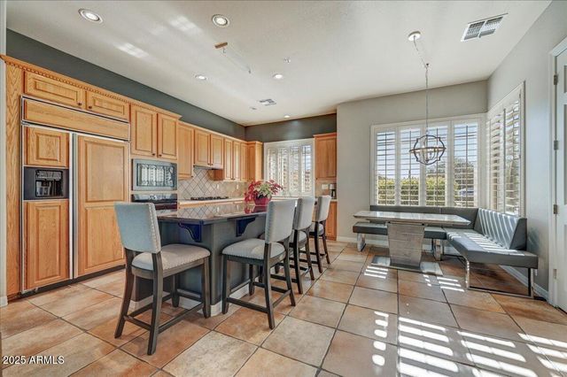 7630 E VISAO Drive, Scottsdale, AZ 85266