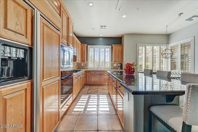 7630 E VISAO Drive, Scottsdale, AZ 85266