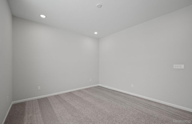 20352 Banbury Court, Macomb Township, MI 48044