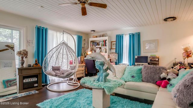 9110 Collingwood Rd, Jeffersontown, KY 40299