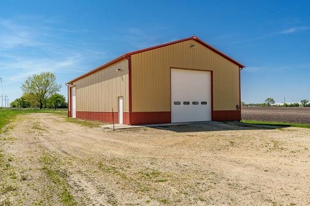 8465 S Mulford Road, Rockford, IL 61109