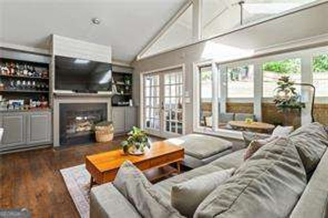 517 Princeton Way NE, Atlanta, GA 30307