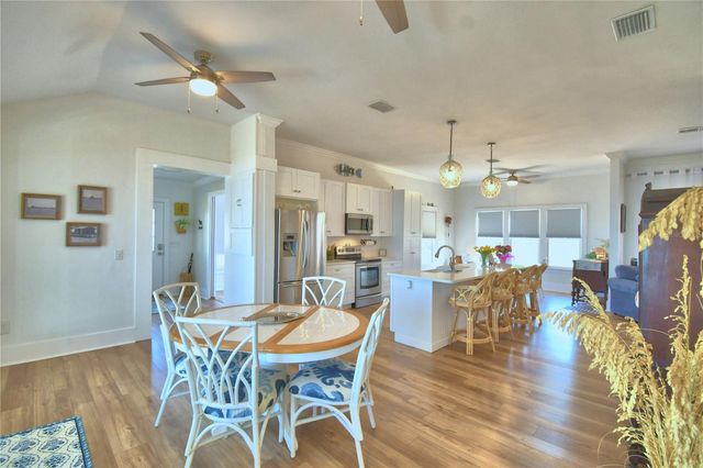 1173 S LAKE REEDY BOULEVARD, Frostproof, FL 33843