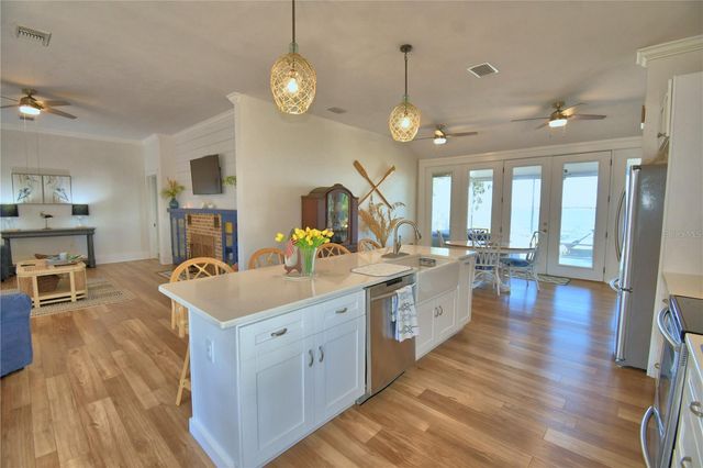 1173 S LAKE REEDY BOULEVARD, Frostproof, FL 33843