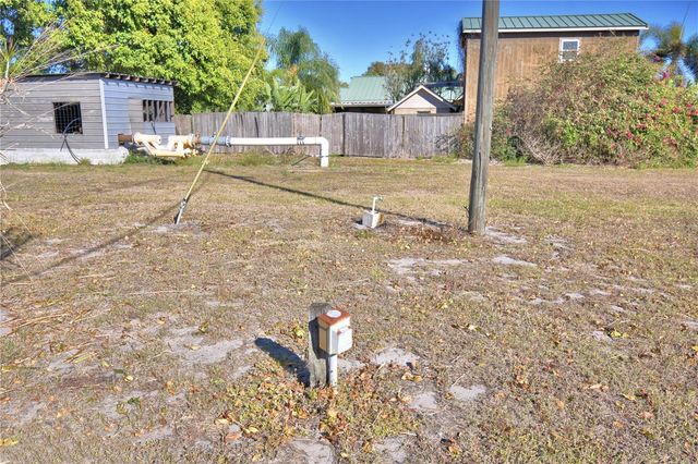 1173 S LAKE REEDY BOULEVARD, Frostproof, FL 33843