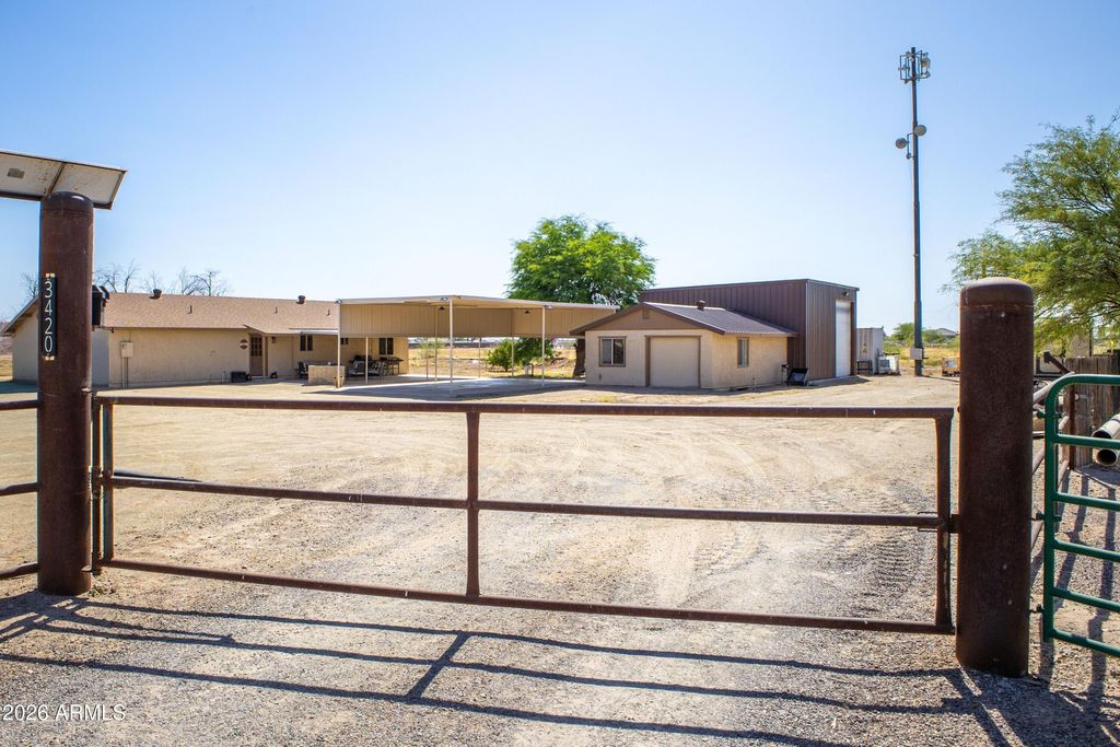 3420 S WATSON Road, Buckeye, AZ 85326 — photo 2