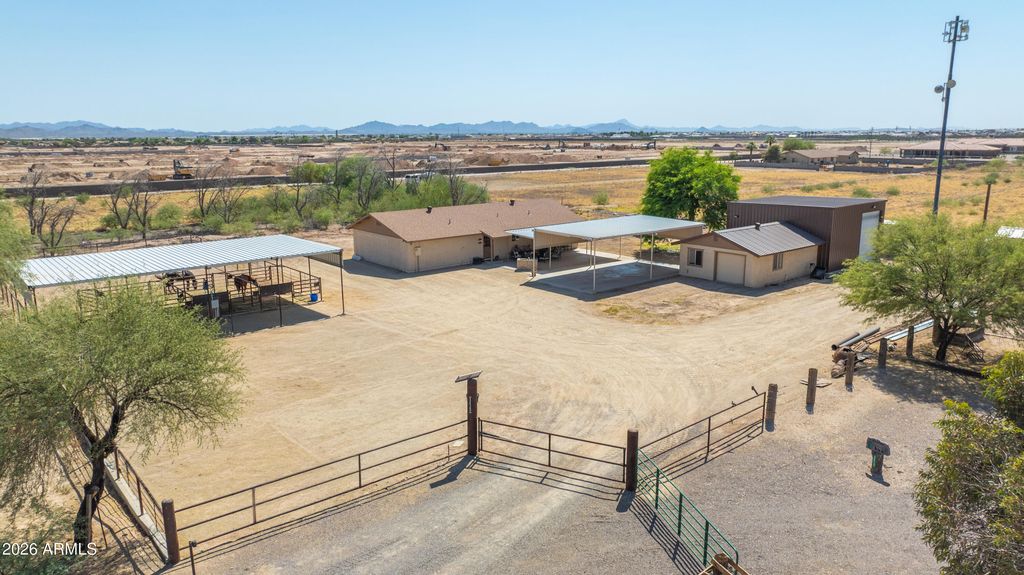3420 S WATSON Road, Buckeye, AZ 85326 — photo 4