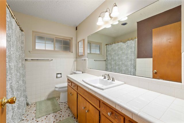 2302 11th Street, Brownwood, TX 76801