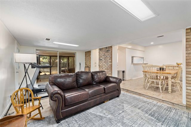 2302 11th Street, Brownwood, TX 76801