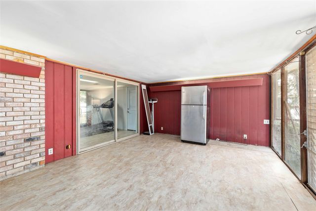 2302 11th Street, Brownwood, TX 76801