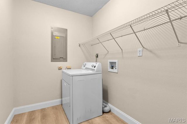 2301 Stonecastle Avenue, Belleville, IL 62221