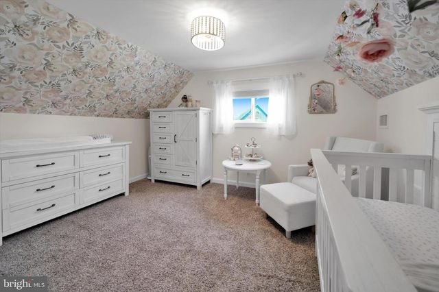 14 ROLLING LANE, Levittown, PA 19055