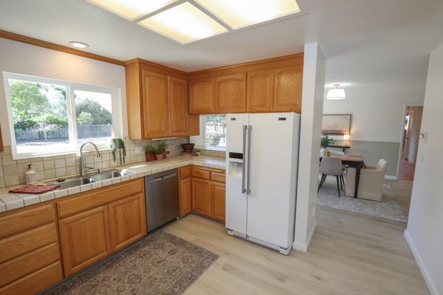 107 Linden Street, Santa Cruz, CA 95062