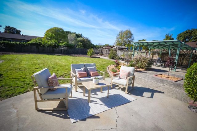 107 Linden Street, Santa Cruz, CA 95062