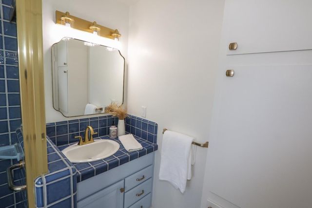 107 Linden Street, Santa Cruz, CA 95062