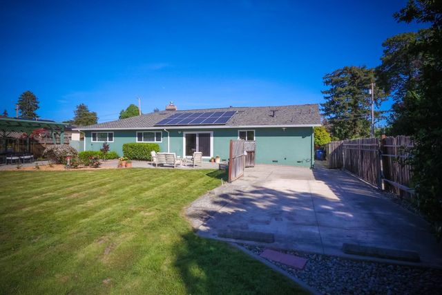 107 Linden Street, Santa Cruz, CA 95062