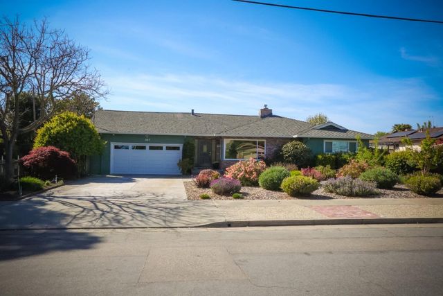 107 Linden Street, Santa Cruz, CA 95062