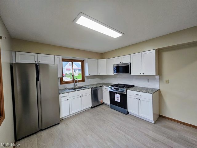 4838 E 86th Street, Garfield Heights, OH 44125