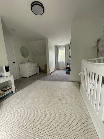 122 Swan Ave, Fitchburg, MA 01420