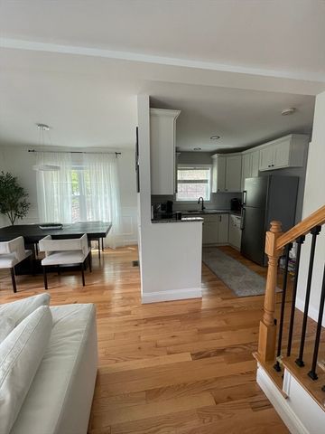 122 Swan Ave, Fitchburg, MA 01420