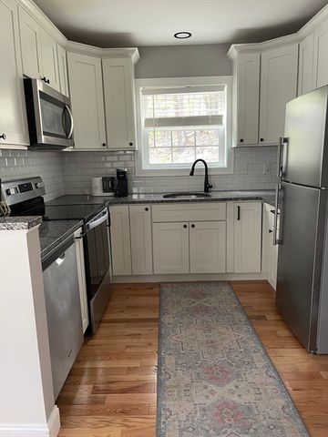 122 Swan Ave, Fitchburg, MA 01420