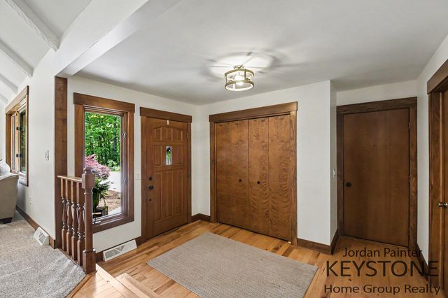 5964 Chicago Drive, Zeeland Twp, MI 49464