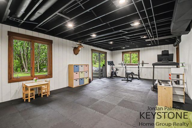 5964 Chicago Drive, Zeeland Twp, MI 49464