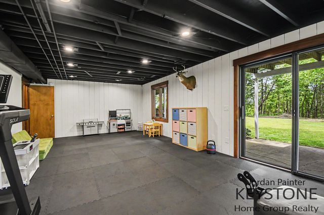 5964 Chicago Drive, Zeeland Twp, MI 49464