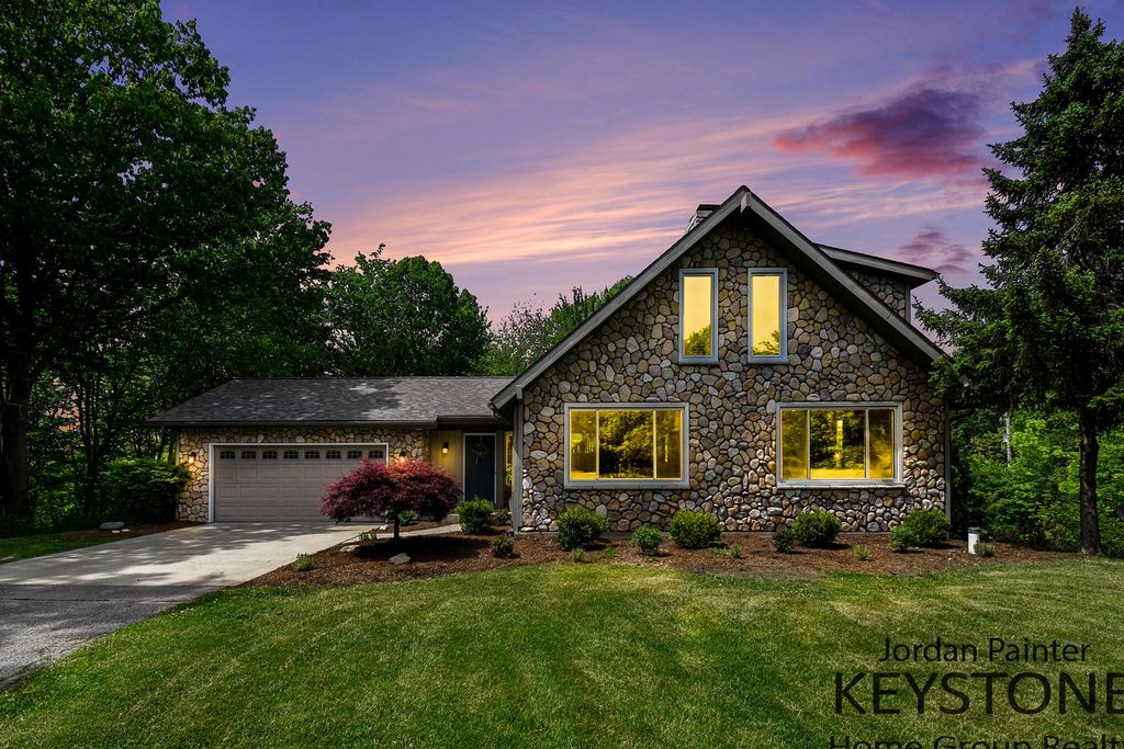 5964 Chicago Drive, Zeeland Twp, MI 49464