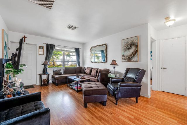 722 Ridge Road 2, Lantana, FL 33462