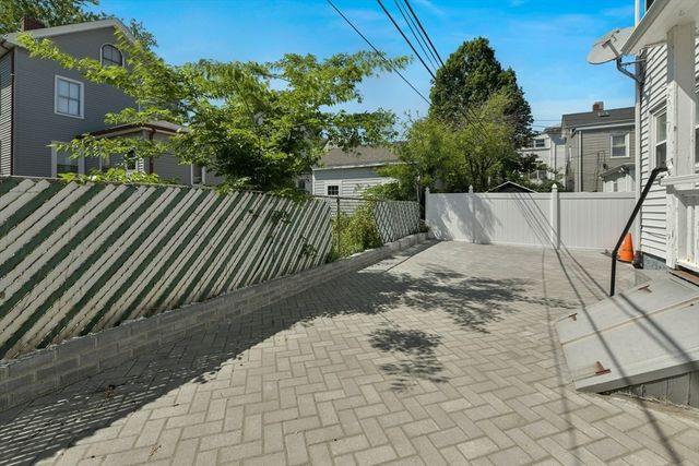 166 Sydney St 1, Boston, MA 02125