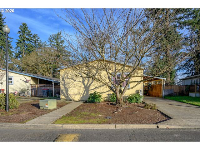 1282 E 3RD St 83, Lafayette, OR 97127